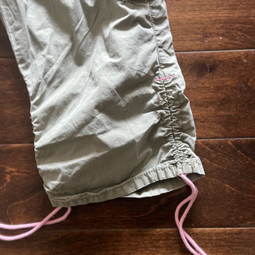Green & Pink Capris Size 7 - Picture 7 of 7
